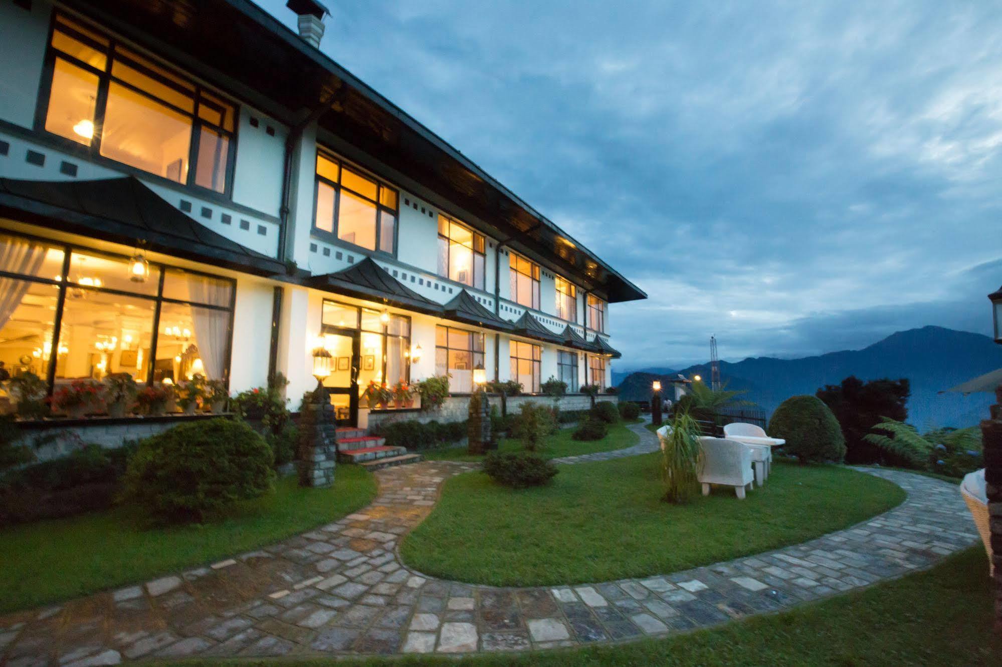 The Elgin Mount Pandim - Heritage Resort & Spa Pelling Exterior photo